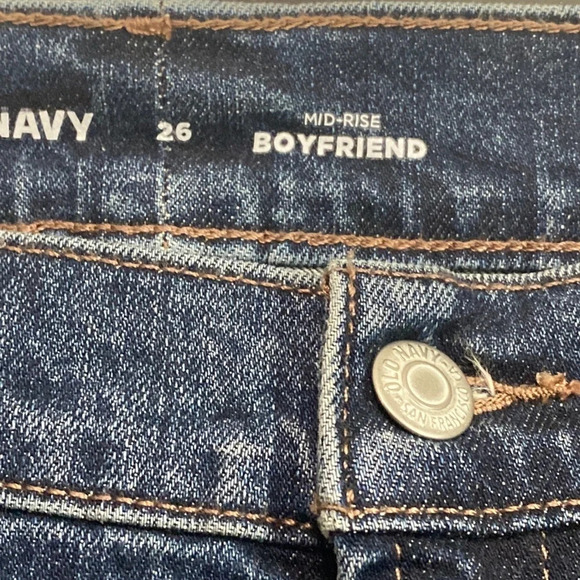 Old Navy NEW Plus Size Boyfriend Straight Cut Off Jeans Size 26 - Picture 7 of 10